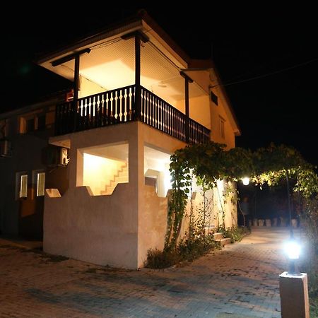 Villa Vesna ヴェレス エクステリア 写真